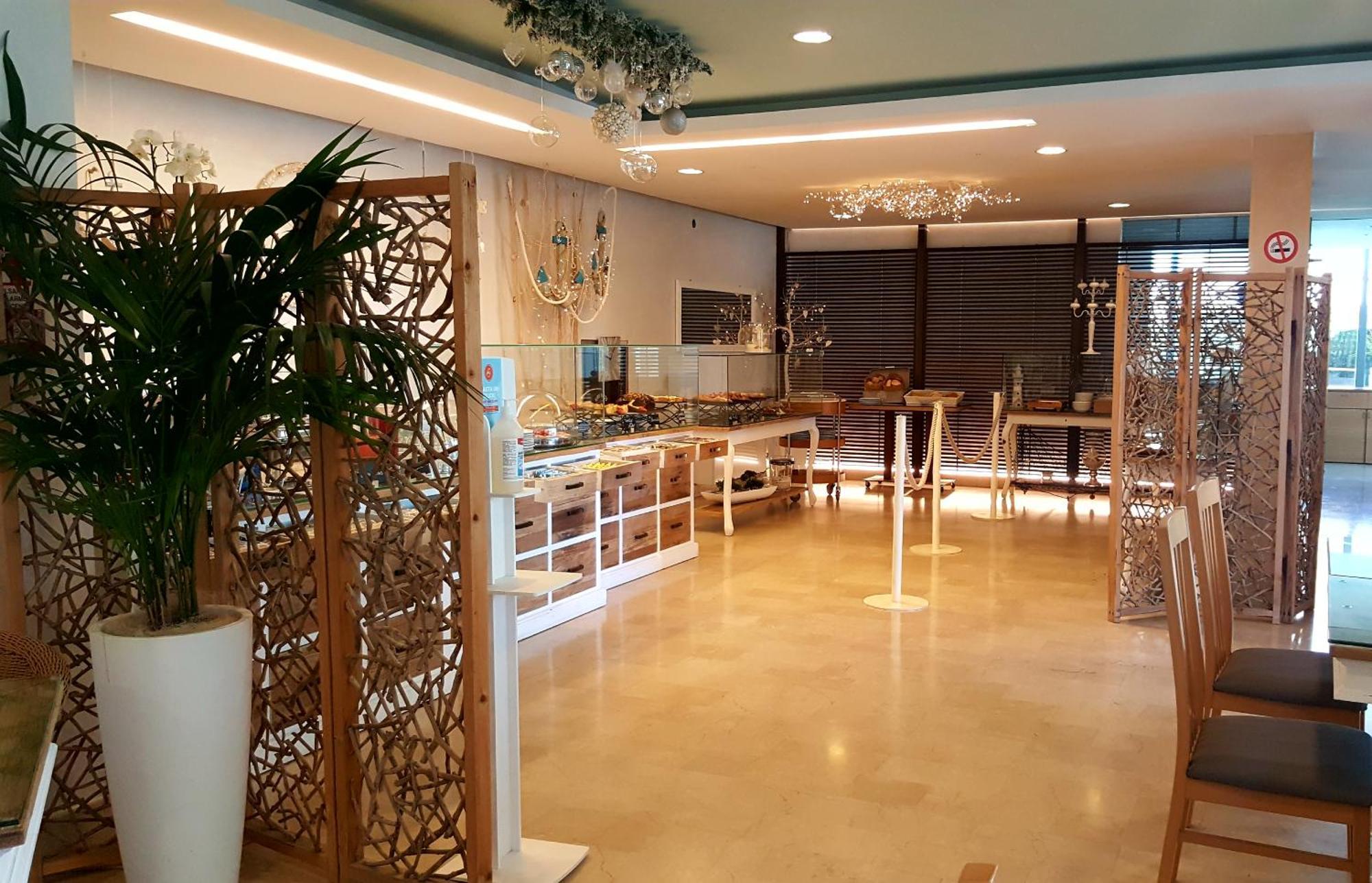 Hotel Poker Riccione Exterior photo